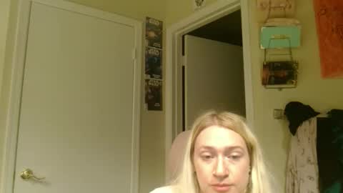 Snapshot of braindeadbetty chatting on 06/07/26, 05:44 i am a naughty jedi knight online show from 06/07/26, 05:44