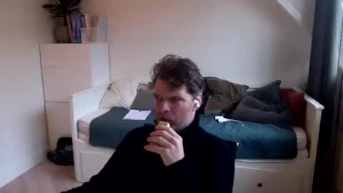 Bram online show from 01/10/25, 10:17