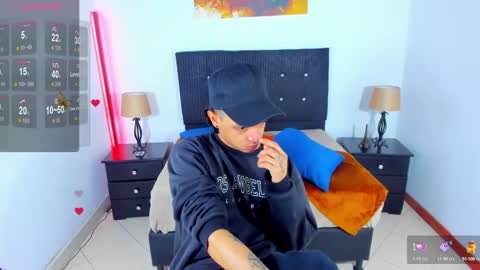 Snapshot of brand_hades chatting on 12/17/24, 06:53 B R A N D online show from 12/17/24, 06:53