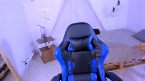 Snapshot of brand_hades chatting on 02/03/26, 06:40 B R A N D online show from 02/03/26, 06:40