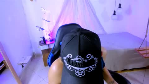 Snapshot of brand_hades chatting on 02/19/26, 11:56 B R A N D online show from 02/19/26, 11:56