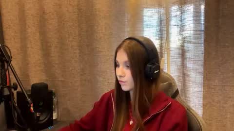 Alice online show from 10/26/25, 01:17