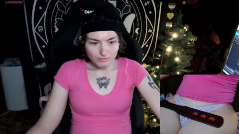 Snapshot of brandiwrld999 chatting on 12/20/24, 06:45 BrandiWRLD999 online show from 12/20/24, 06:45