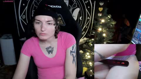 Snapshot of brandiwrld999 chatting on 12/21/24, 12:20 BrandiWRLD999 online show from 12/21/24, 12:20