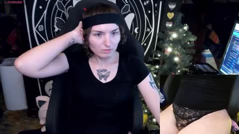 Snapshot of brandiwrld999 chatting on 12/27/24, 06:14 BrandiWRLD999 online show from 12/27/24, 06:14