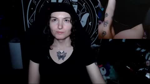 Snapshot of brandiwrld999 chatting on 09/21/25, 01:18 BrandiWRLD999 online show from 09/21/25, 01:18