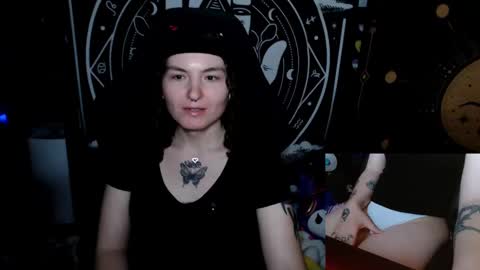 Snapshot of brandiwrld999 chatting on 10/01/25, 10:27 BrandiWRLD999 online show from 10/01/25, 10:27