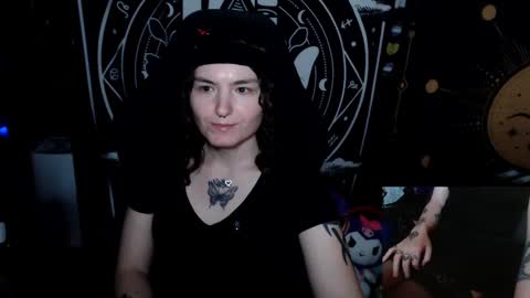 Snapshot of brandiwrld999 chatting on 10/04/25, 08:29 BrandiWRLD999 online show from 10/04/25, 08:29