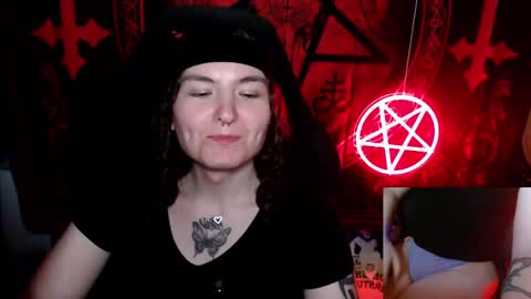 Snapshot of brandiwrld999 chatting on 10/05/25, 08:18 BrandiWRLD999 online show from 10/05/25, 08:18