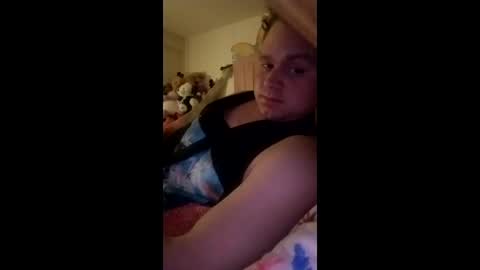 Snapshot of brandon281997 chatting on 02/11/26, 11:15 brandon281997 online show from 02/11/26, 11:15