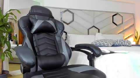 Brandon and Nath online show from 12/10/24, 10:16