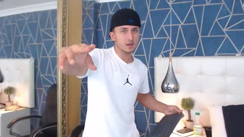 BrandonCole online show from 02/10/25, 03:32