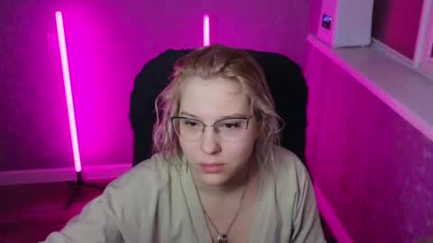 Belle  online show from 01/31/25, 01:54