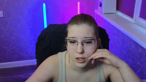 Belle  online show from 03/01/25, 01:43