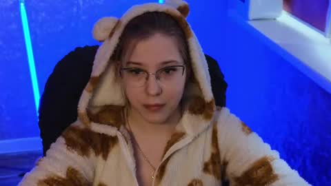 Belle  online show from 03/10/25, 05:54