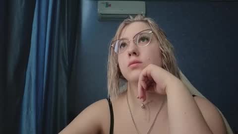 Belle  online show from 03/19/26, 10:19