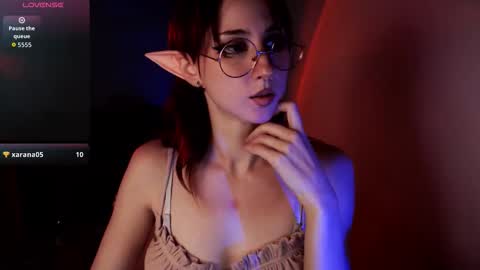 Snapshot of brandy_queen chatting on 11/22/25, 02:10 Aurorabut ur dad just calls me Rory online show from 11/22/25, 02:10