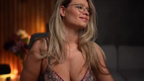 Snapshot of brandywhite chatting on 01/22/25, 04:55 Alex online show from 01/22/25, 04:55