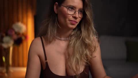 Snapshot of brandywhite chatting on 11/20/25, 05:29 Alex online show from 11/20/25, 05:29