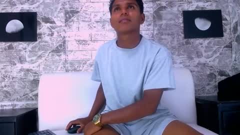 Snapshot of bratt_wolft_ chatting on 12/19/25, 06:37 bratt_wolft_ online show from 12/19/25, 06:37