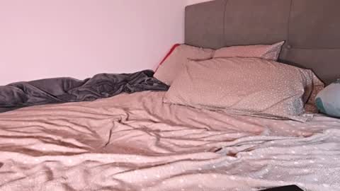 Annie online show from 01/26/25, 10:02