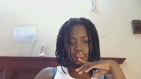 Snapshot of bratzara chatting on 09/23/25, 09:23 Zara online show from 09/23/25, 09:23