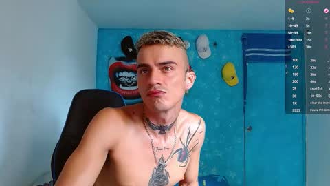 Snapshot of bray_hotboy chatting on 09/14/25, 01:10 Bray Hotboy online show from 09/14/25, 01:10