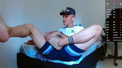 Snapshot of bray_hotboy chatting on 09/26/25, 03:05 Bray Hotboy online show from 09/26/25, 03:05