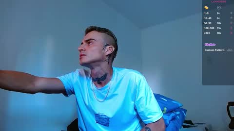 Snapshot of bray_hotboy chatting on 09/28/25, 07:52 Bray Hotboy online show from 09/28/25, 07:52