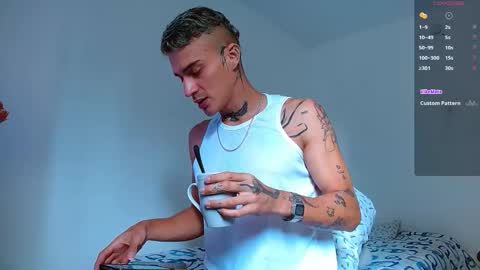 Snapshot of bray_hotboy chatting on 10/17/25, 01:57 Bray Hotboy online show from 10/17/25, 01:57