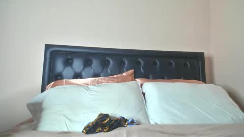 Harris online show from 12/18/25, 07:31