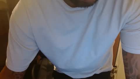 Snapshot of breadw1nnah chatting on 01/16/25, 03:45 Breadw1nnah online show from 01/16/25, 03:45