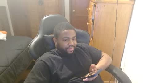 Snapshot of breadw1nnah chatting on 03/11/25, 05:05 Breadw1nnah online show from 03/11/25, 05:05