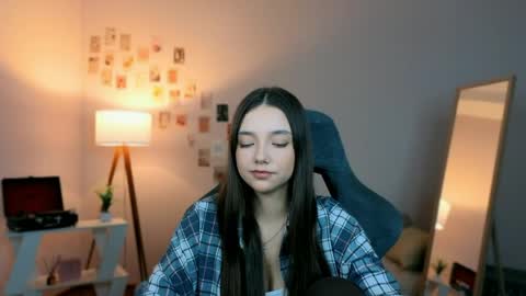 Rachel online show from 04/17/26, 07:17