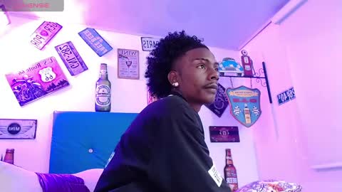 Snapshot of breazer__ chatting on 09/11/25, 10:43 breazer__ online show from 09/11/25, 10:43