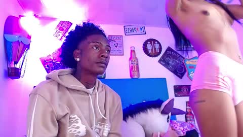 Snapshot of breazer__ chatting on 09/24/25, 01:53 breazer__ online show from 09/24/25, 01:53