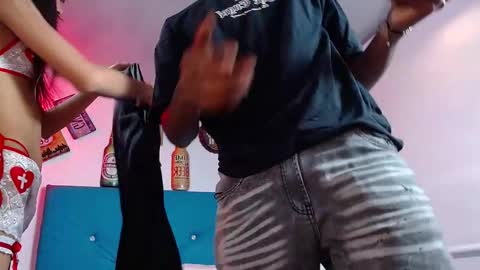 Snapshot of breazer__ chatting on 12/17/25, 10:38 breazer__ online show from 12/17/25, 10:38