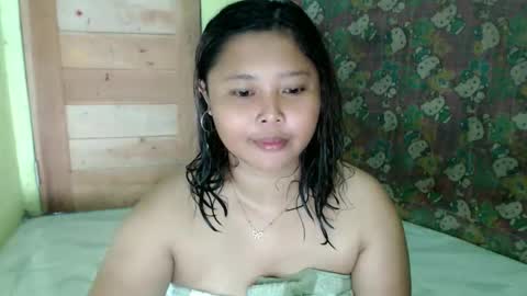 Snapshot of breliantes chatting on 11/18/25, 02:39 breliantes online show from 11/18/25, 02:39