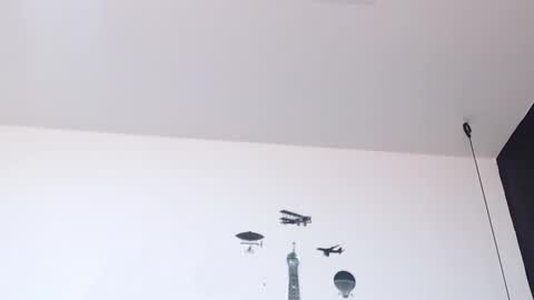 Snapshot of brenda_maz chatting on 03/05/25, 03:29 Brenda  online show from 03/05/25, 03:29