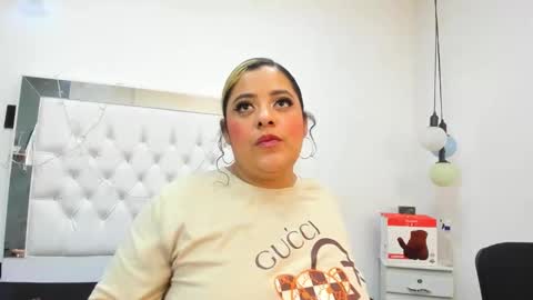 Brenda  online show from 11/23/25, 12:05