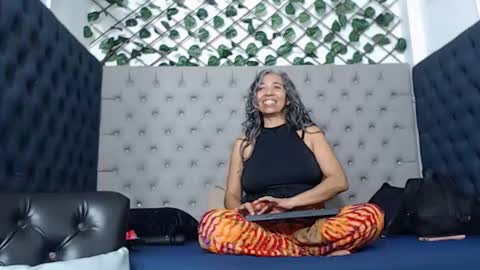 BRENDA VELASQUEZ online show from 03/17/26, 06:44