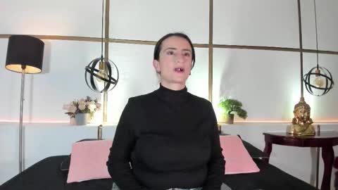 MeganBeaked online show from 10/03/25, 12:02