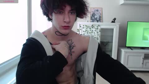 brendan__piks online show from 02/18/26, 11:06