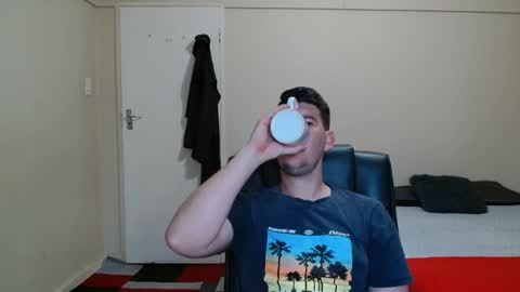 ask me lol online show from 11/20/25, 03:18