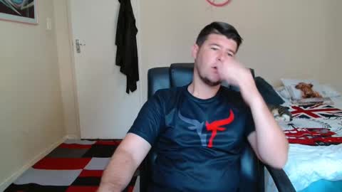 ask me lol online show from 02/08/26, 05:11