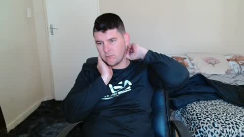 Snapshot of brendansexyboy098754 chatting on 07/15/26, 07:46 ask me lol online show from 07/15/26, 07:46