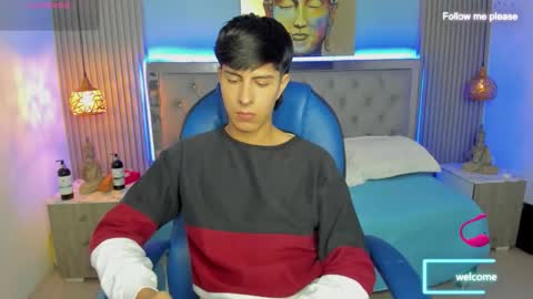 Esteban online show from 10/27/25, 04:49