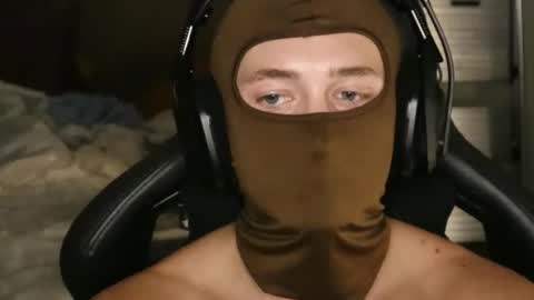 Snapshot of brentonverde chatting on 11/07/25, 10:32 brentonverde online show from 11/07/25, 10:32