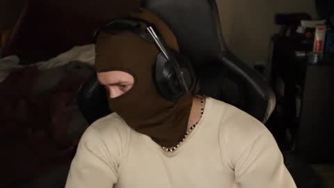 brentonverde online show from 11/30/25, 10:14