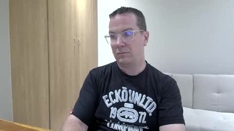 Snapshot of brettdj chatting on 11/27/25, 01:13 Brett online show from 11/27/25, 01:13